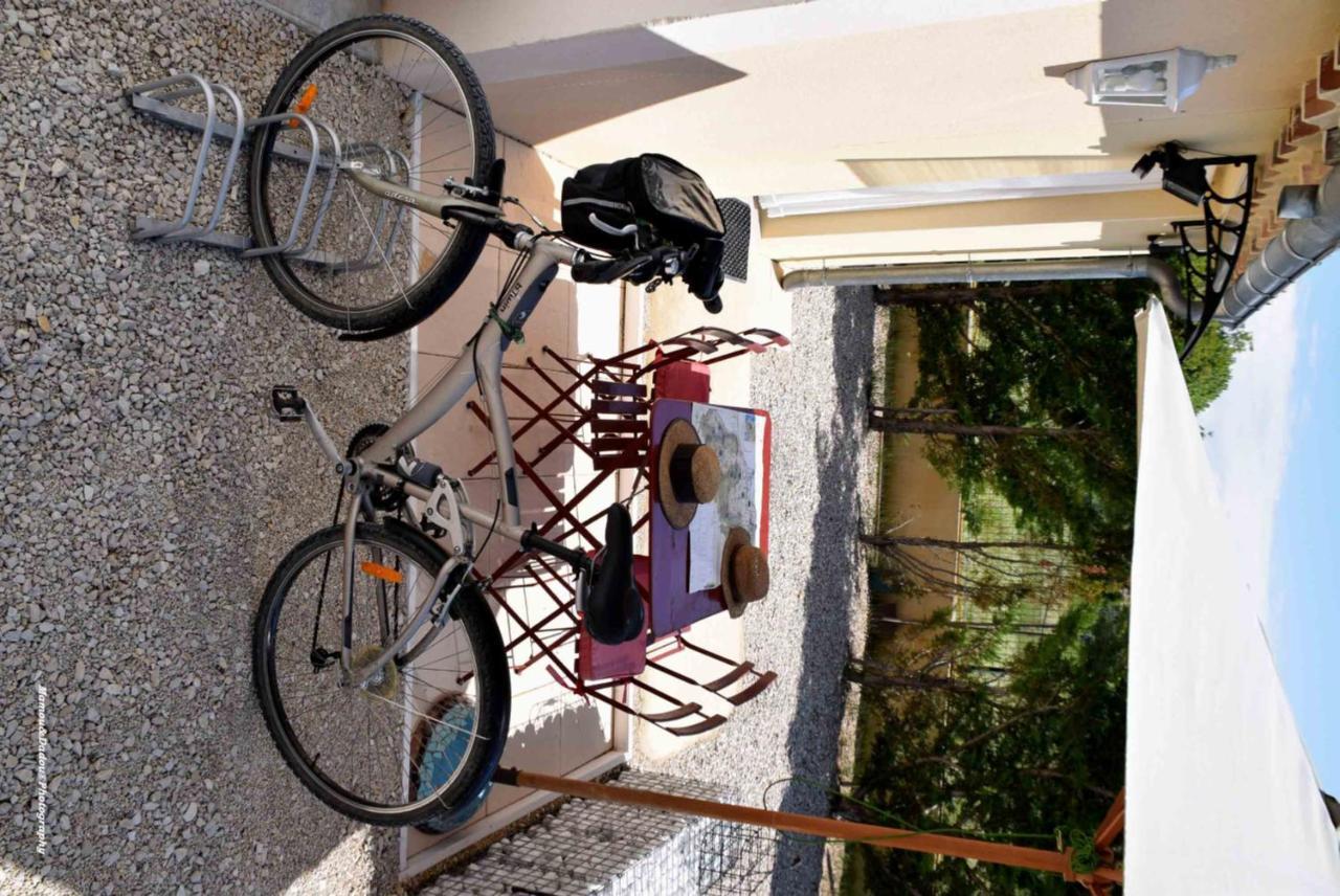 Chez Mamou & Dadou Apartment Monteux Exterior photo